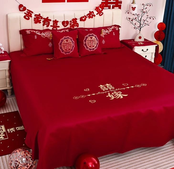 

Red bedsheet single piece bride's wedding room