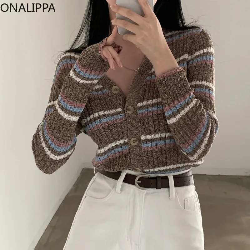 Onalippa 빈티지 스트라이프 니트 크롭 가디건, V넥 싱글 브레스트 긴팔 탑, 한국 패션 대비 가디건
