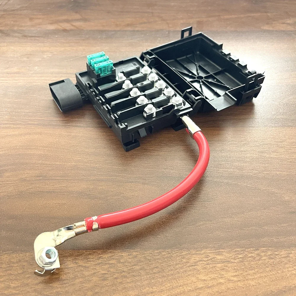 Fuse Box Battery Terminal for VW Beetle Golf City Jetta Bora MK4 for Audi A3 S3 Seat Toledo Skoda Octavia 1J0937550A, fuse box