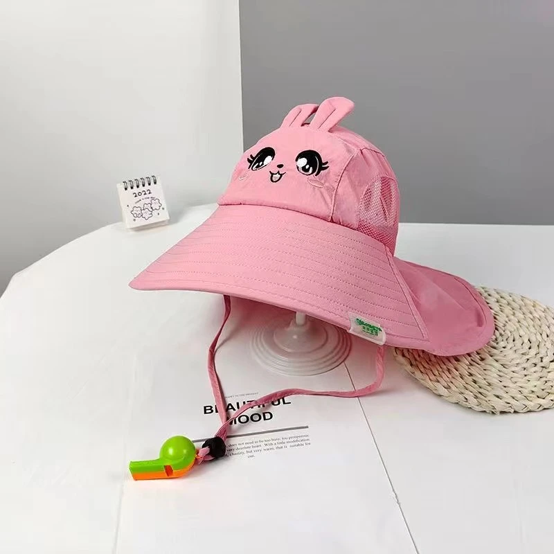 Рисунок 2 - Панама с мультяшными рисунками для мальчиков и девочек