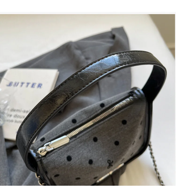 Large capacity printed 2024 summer niche design chain diagonal cross bag, cute and soft girl pillow small square bag for_voghion.com
