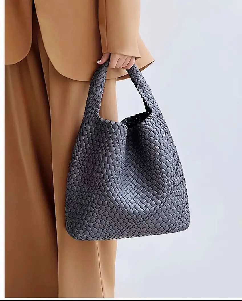 

Handmade Woven Bag Fashionable Women's Shoulder Bag Large Capacity HandBag