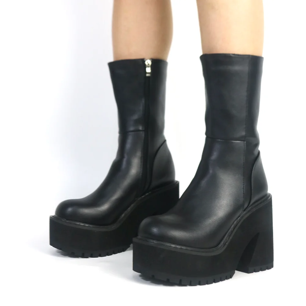 black platform heel boots