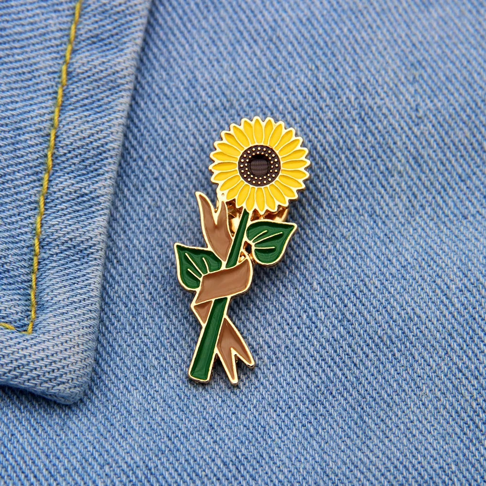 

Sunflower Enamel Pins Custom Wholesale Sun Plant Brooch Lapel Badges Beautiful Flowers Fashion Jewelry Gifts for Women Wholesale