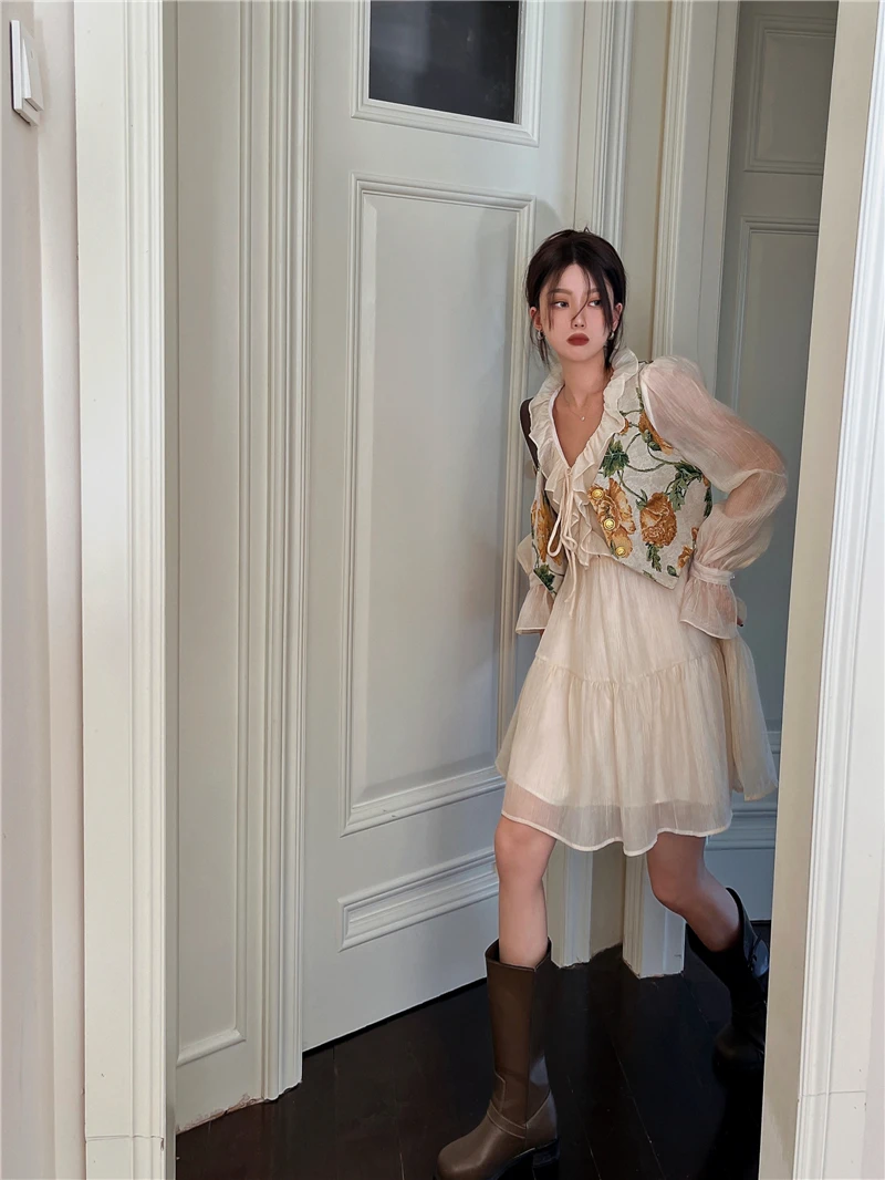 

High Quality Luxury Brand Gentle Style Fried Street Set Summer Small Embroidery Vest Slim Fit Slim Dress Women's 2 Piece Set Y2K