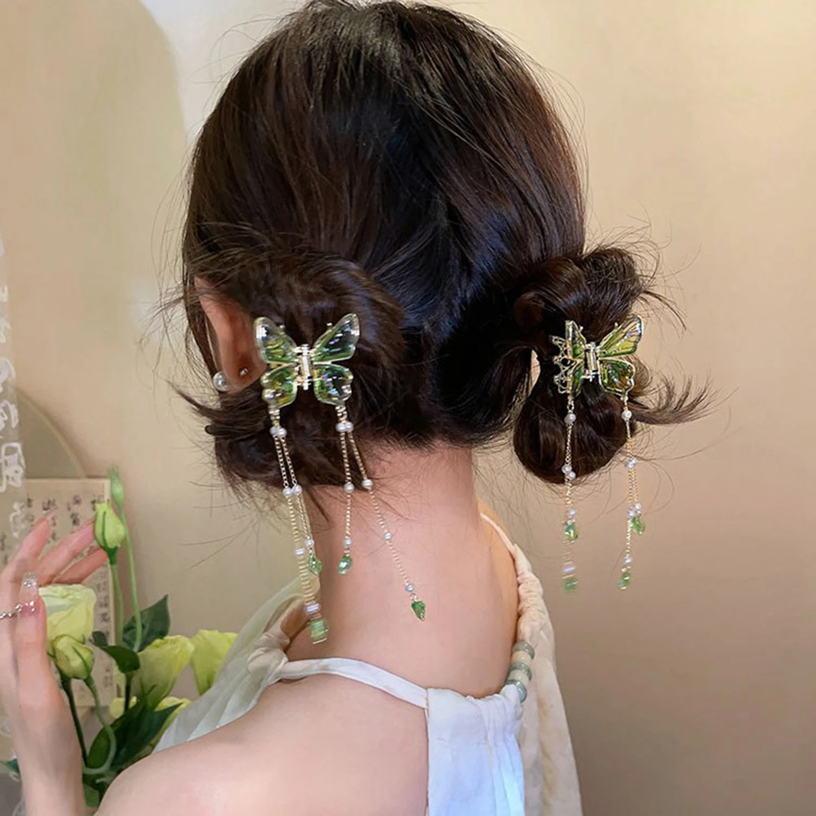 Elegant Gradient Butterfly Hair Claw with Pearl Tassel