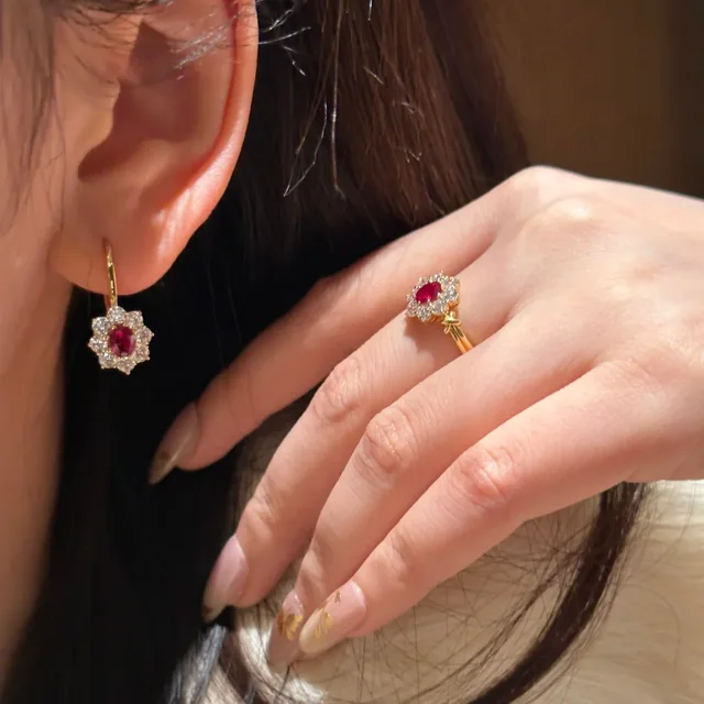 Delicate White Red Zircon Shinning Earrings For Women Creative New Simple Fashion Jewelry Bijoux