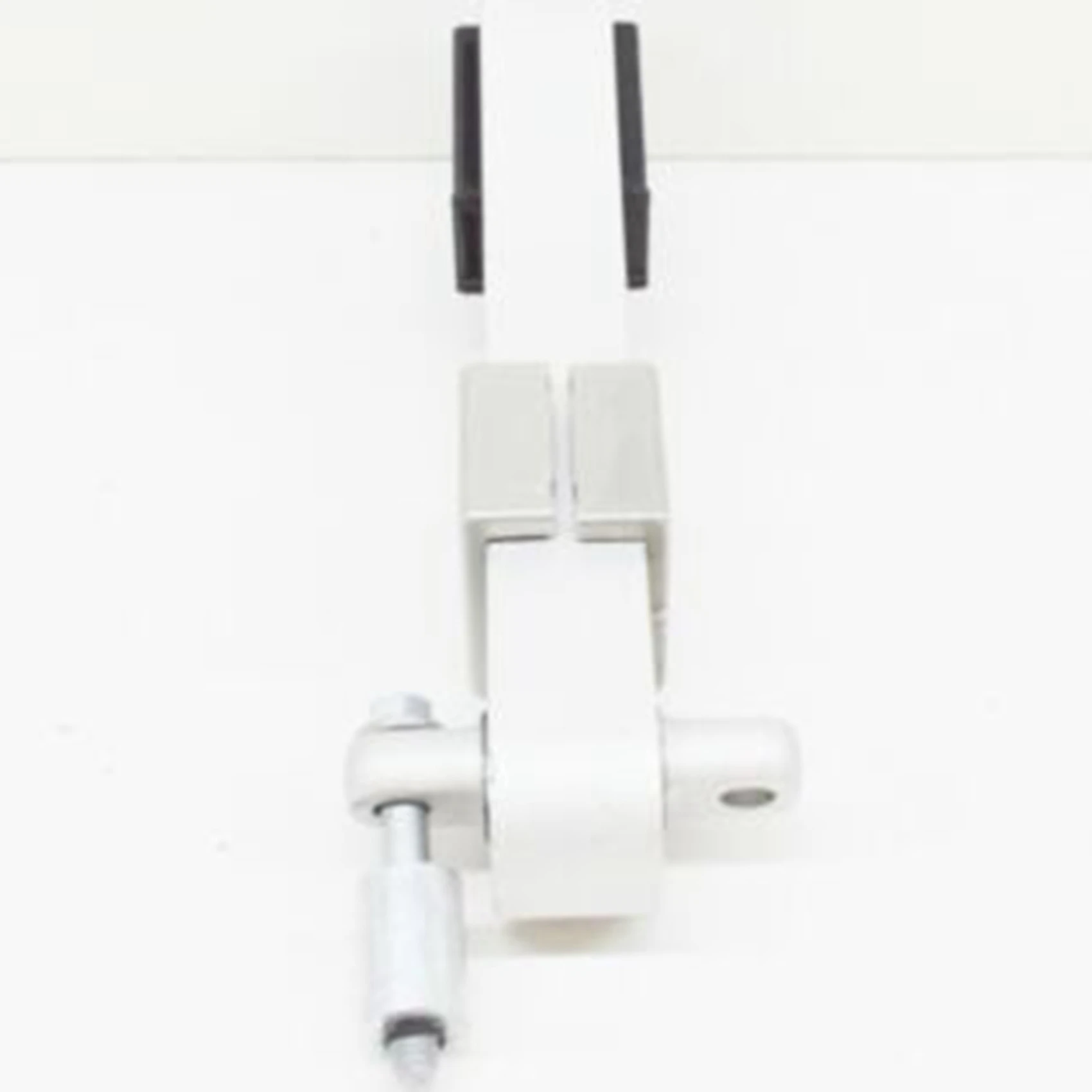 For VOLVO S60 S90 V60 XC60 XC90 V90 V90 2.0 Right Upper Engine Mount Bracket engine mount bracket 31480664 31330590