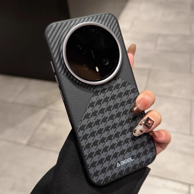 Luxury Magnetic Wireless Charging Phone Case with Metal Lens Frame