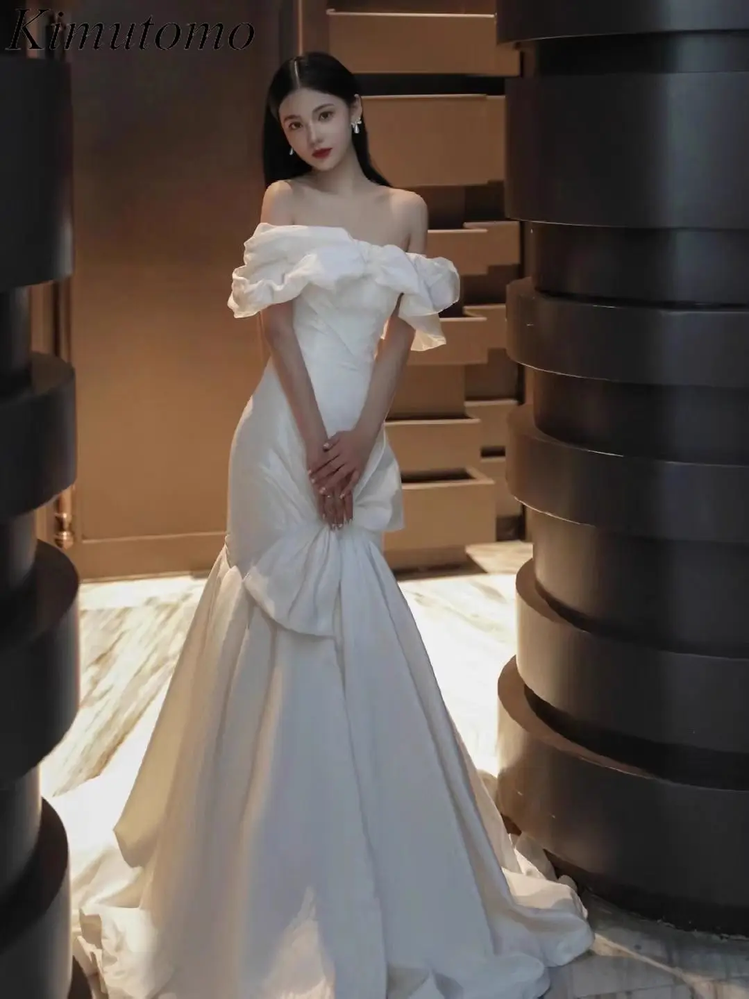 

Kimutomo Pleated Design Bow Satin Dress for Women Boat Neck Ruffled Fishtail Wedding Dresses French Celebrity Style Vestidos