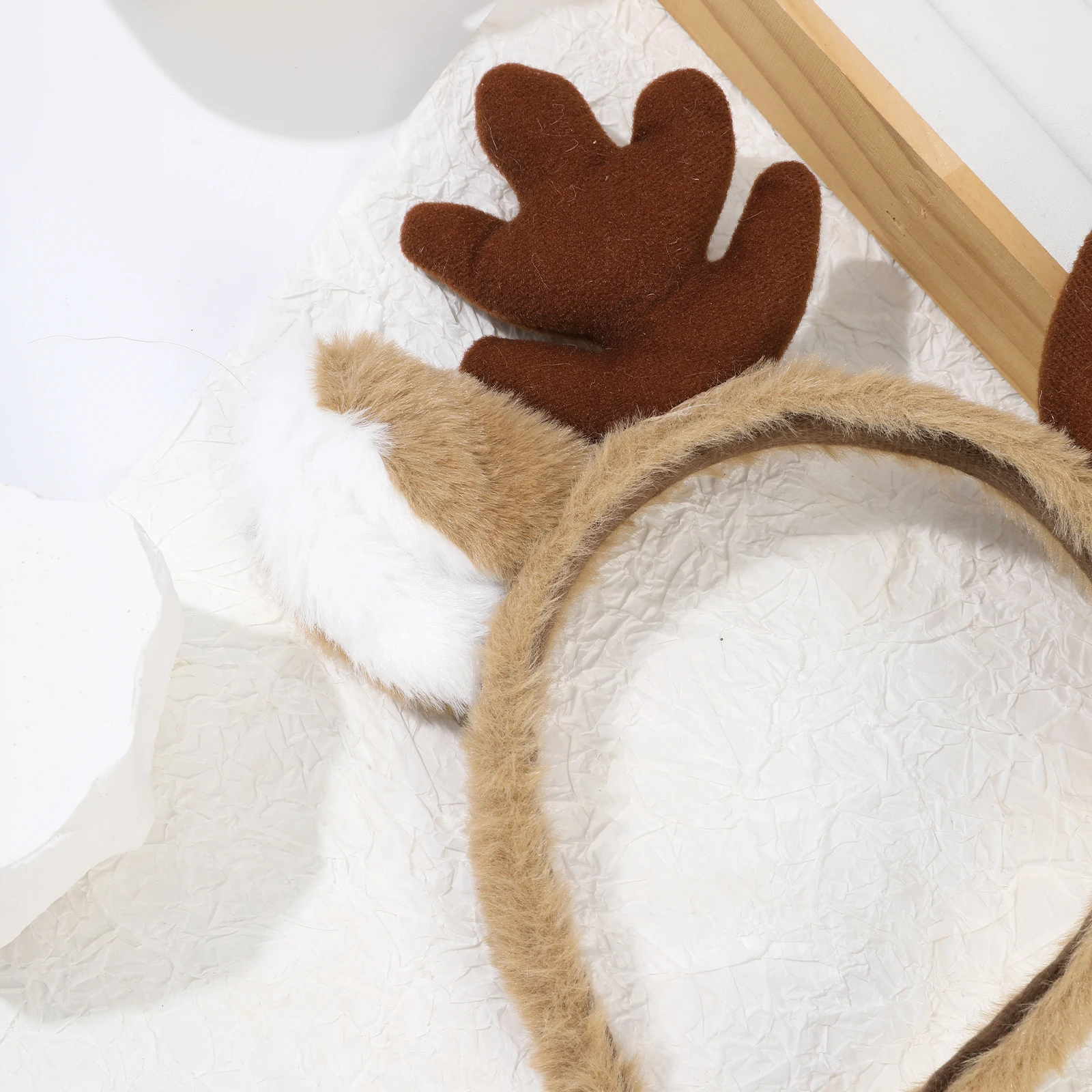 1pc Christmas Plush Antler Headband Party Headdress Antler Head Hoop Cute Cartoon Deer Ears Hair Bands Hair Accessories