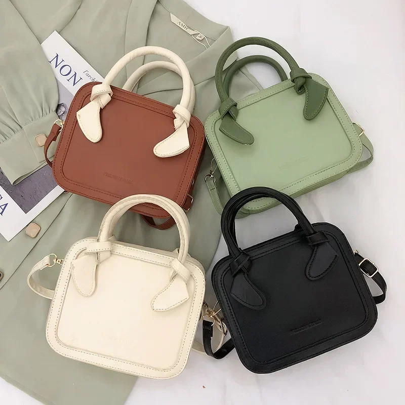 

Retro Spring Simple Bag Women's 2022 New Net Red Fashion Portable Shoulder Bag Western Style Messenger Small Square Bag