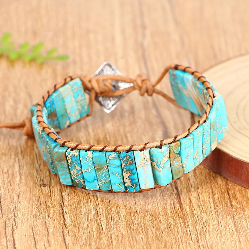 Bracelet en perles de rocaille tressé n°12 - Un grand marché