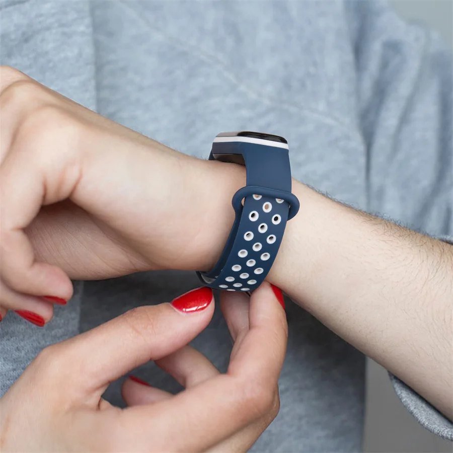 Silicone Sport Bracelet for Xiaomi Mi Band 7
