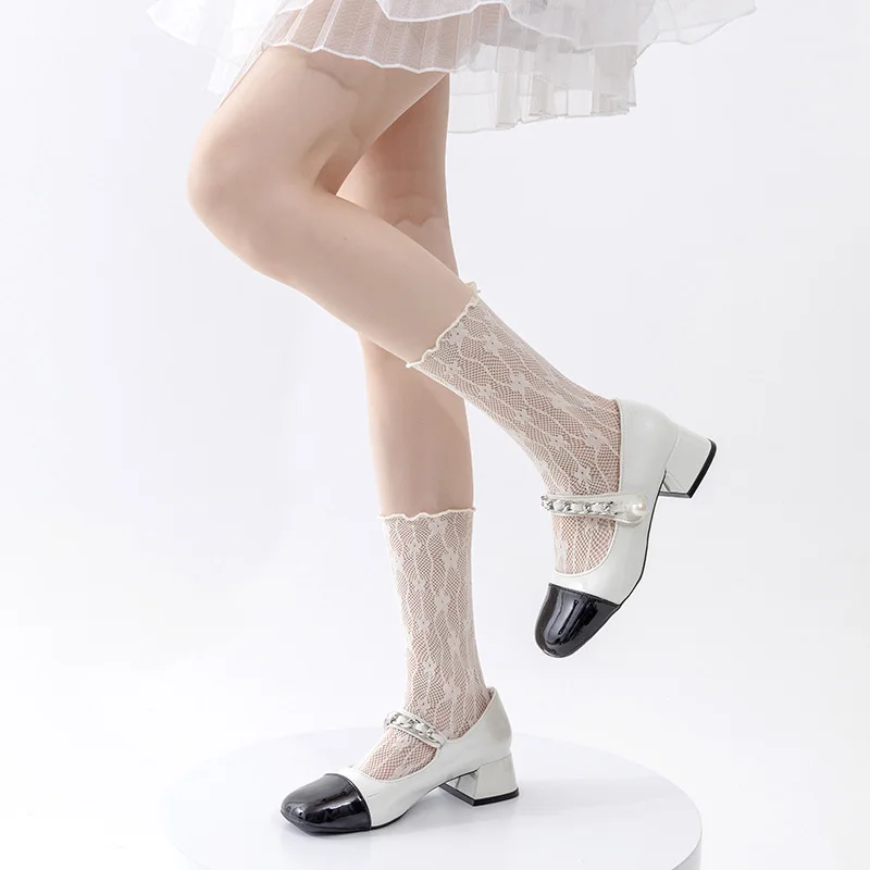 Sommer Frauen Socken Spitze Floral Mesh Lolita Stil Nette Dünne Mittlere Rohr Transparente Socken Mädchen Süße Atmungsaktive Designer Socken – Detail 7