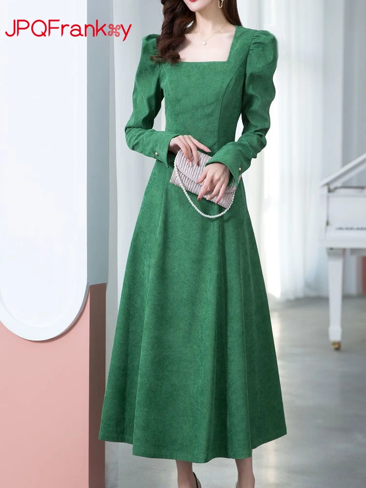 

2024 Spring and Autumn Dress French Retro Small and Popular Corduroy Dress Square Neck Slim Look Large Swing Long Skirt