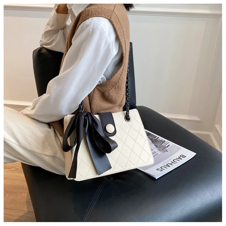 Elegant Square Shoulder Bag For Women With Chain Strap And Ribbons_voghion.com