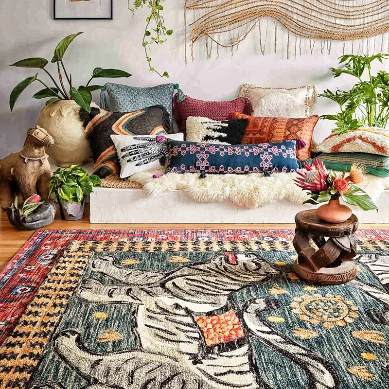 Carpet for Living Room Retro Animal Abstract Printed Children's Bedroom Fluffy Rug Home Decoration Luxury Large Area Plush Mat