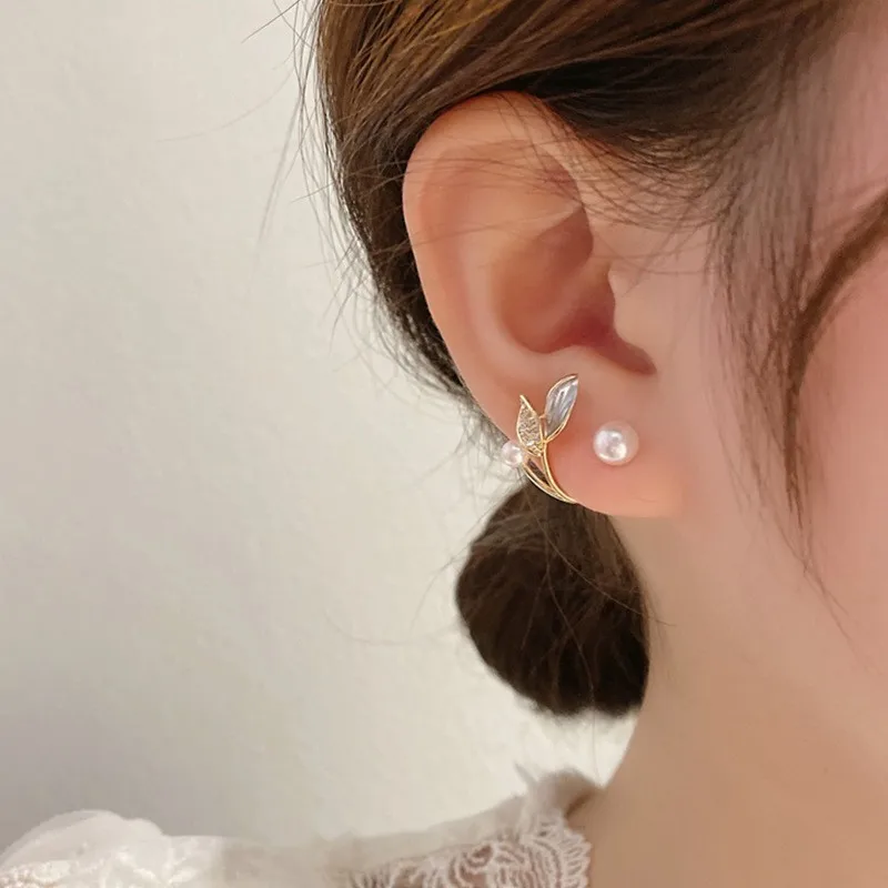 KISSWIFE Trend New Elegant Mermaid Tail Pearl Earrings Heart Stud