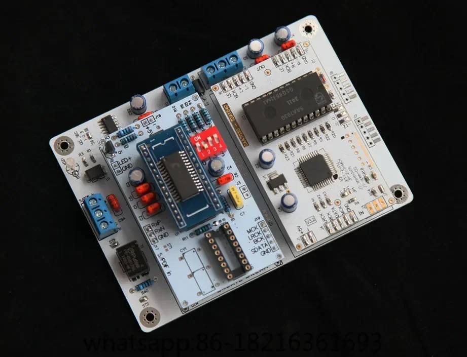 256FS 384Fs I2S 입력을 지원하는 TDA1540 드라이버 보드