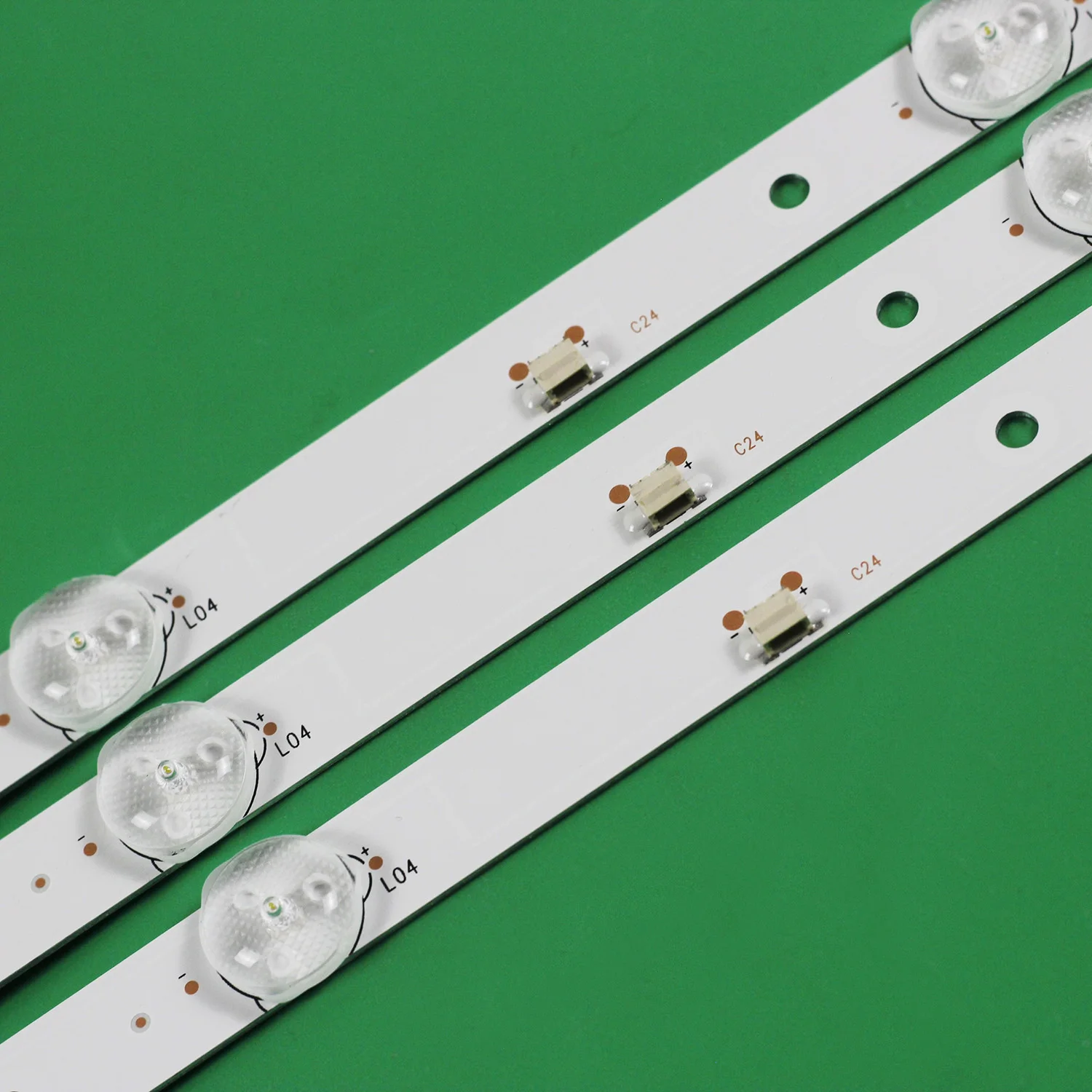 3 / 808MM LED Ʈ Ʈ JS-JP42DM082ED.007L(00813) R72-42D04-010 STARWIND SW-LED42BB200 6V LED42B200