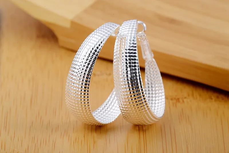 Рисунок 6 - Женские серьги из серебра 925 пробы