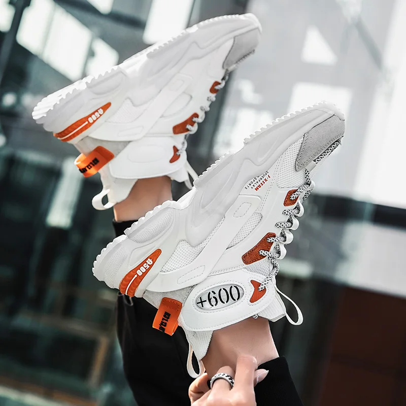 Рисунок 5 - Мужские кроссовки