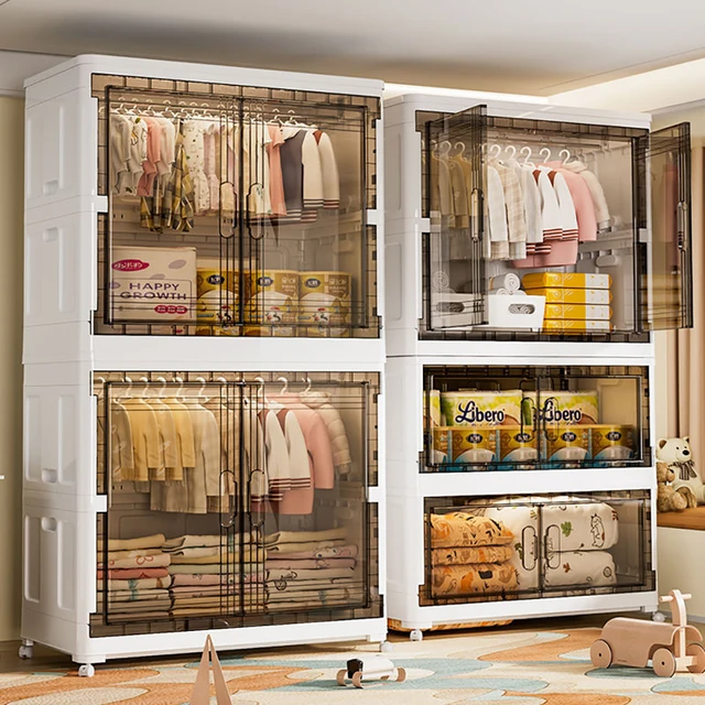 현대적인 스타일과 편리한 기능성을 갖춘 대용량 접이식 옷장으로 집안을 정돈하고 물품을 쉽게 보관하세요.