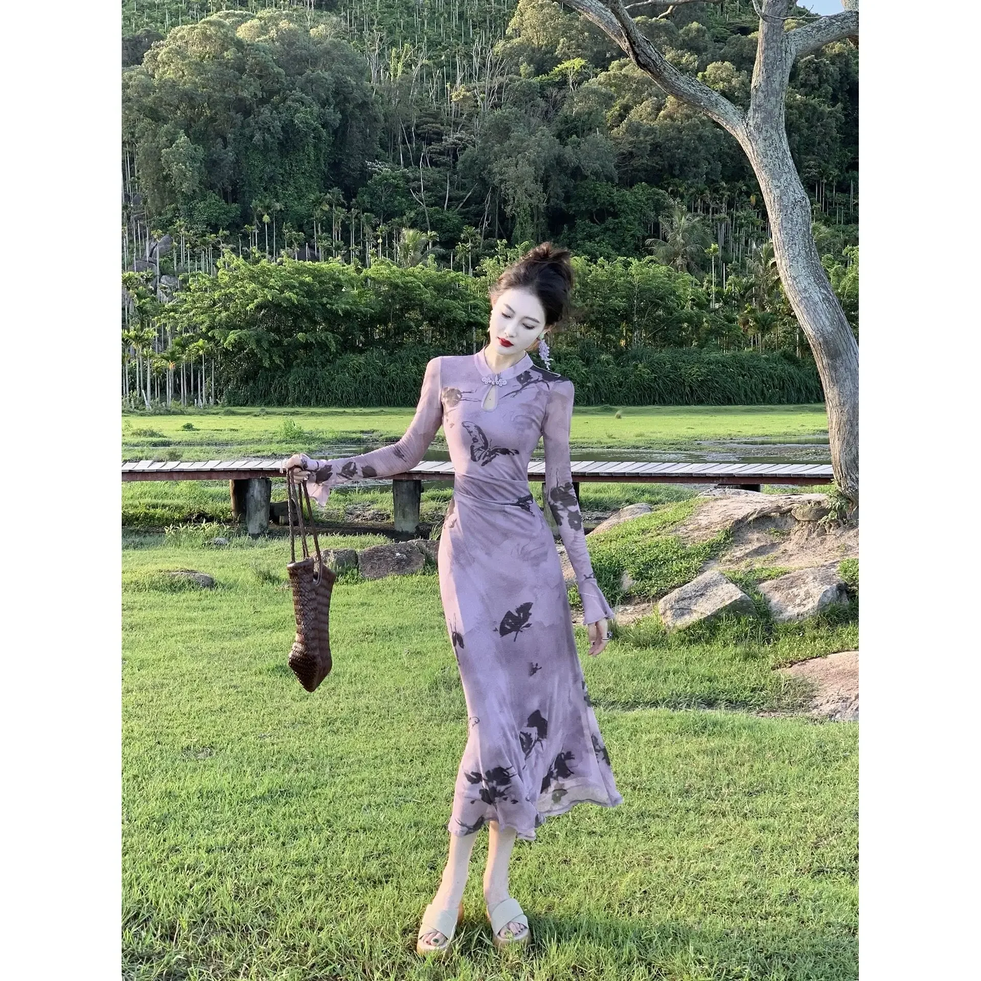 

2024 new chinese style improved qipao skirt women's autumn slim fit long sleeve butterfly print slim fit women improved dress