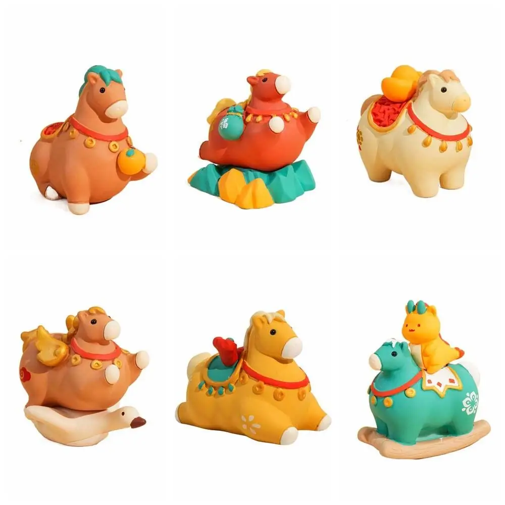 Kawaii Cute Pony Ornament Resin Horse Mascot Zodiac Horse Figurines Desktop Ornament New Year Gift Horse Year Dolls 2026