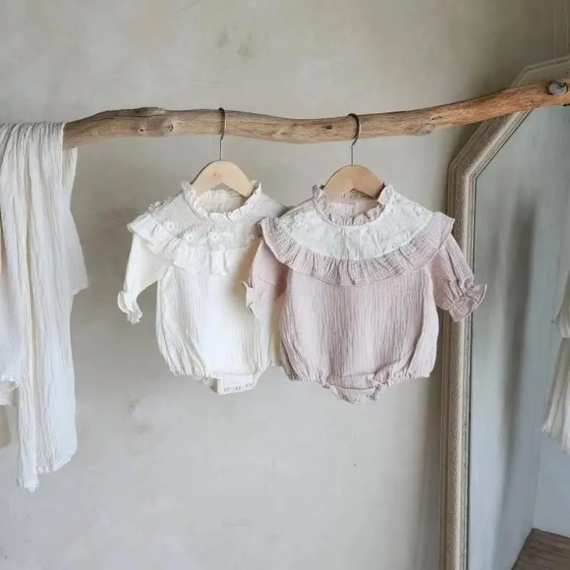 

2024 Spring Newborn Girl Ruffle Collar Splicing Flounce Long Sleevs Princess Bodysuit Baby Casual Cotton Onesie Infant Clothes