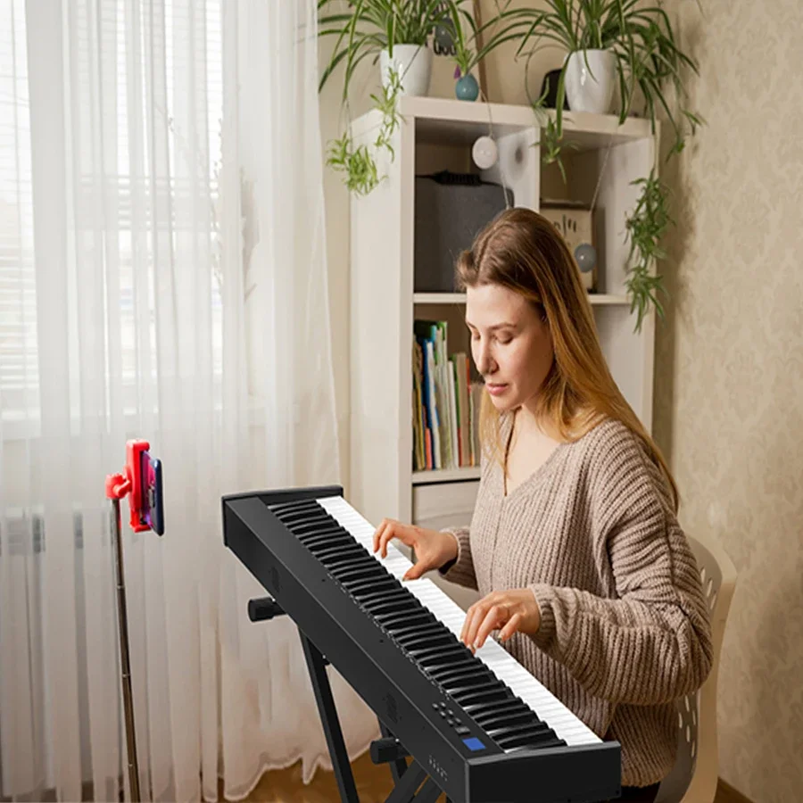 88-Key Electronic Piano Keyboard Output Built-in Stereo Speakers