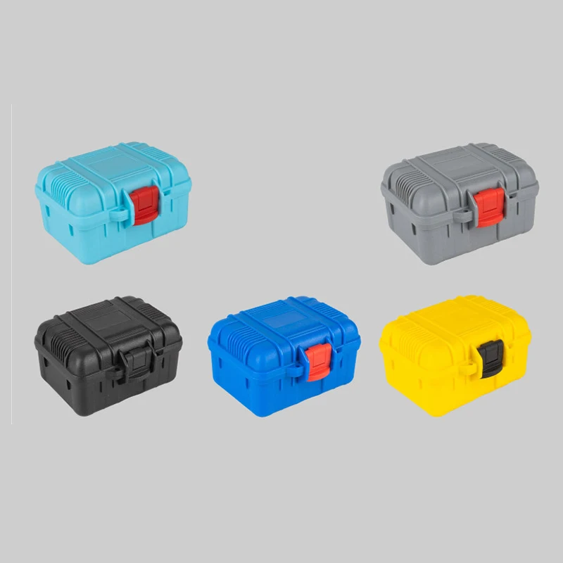 Lot de 10 sangles de transport élastiques avec mousquetons empilées, prêtes à l'emploi pour le rangement.