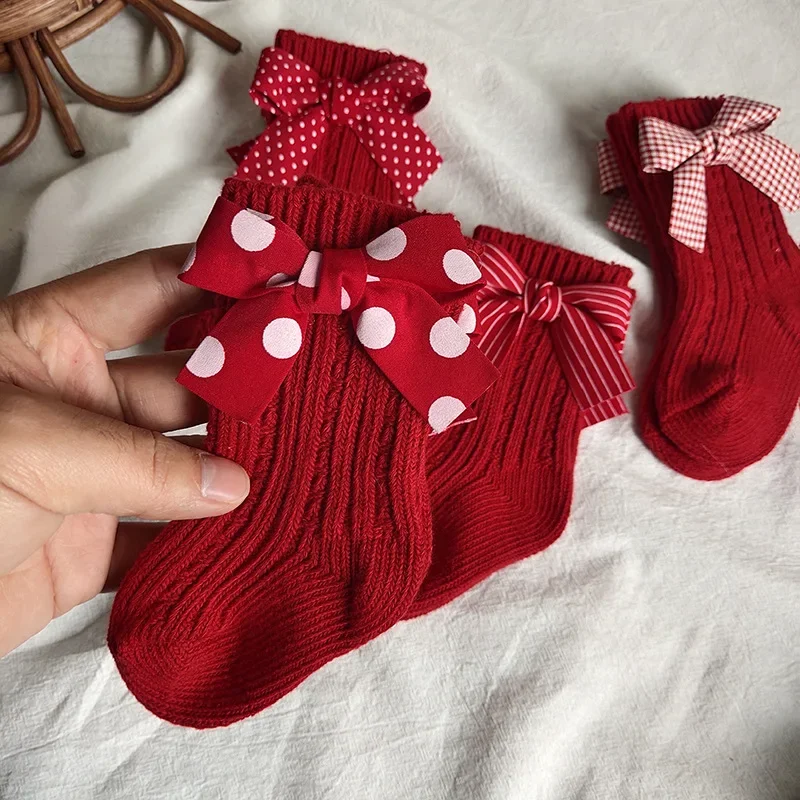 Girls Middle Tube Socks with Bow 100% Cotton Warm Red Stockings for Children Socks Christmas Socks Kids Gifts 0-8 Years Old