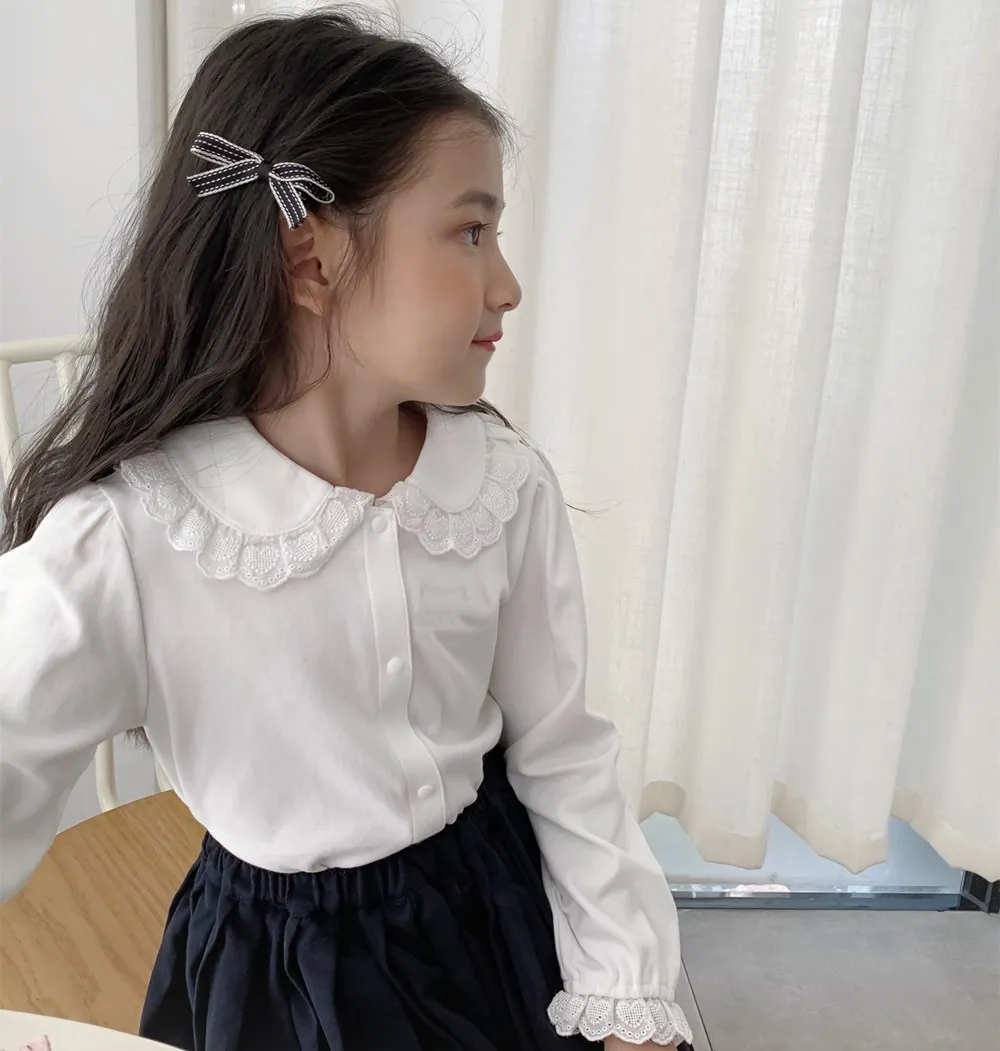 

Girls' bottom top cotton Long sleeved shirt Love patterned large lapel Letter embroidered girl's white shirt