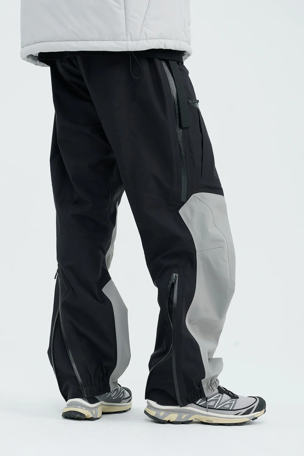 Reindee Lusion 23aw All-weather hard-shell 3L outdoor ski pants rubbered waistband multiple pockets side zipper techwear