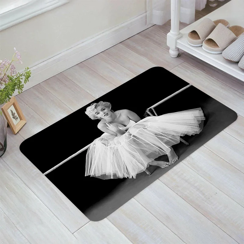 

Famous Actress Marilyn Monroe Floor Mat Rugs Aesthetic Room Decoration Balcony Doormat Entrance Door Kitchen Carpet Home Carpets