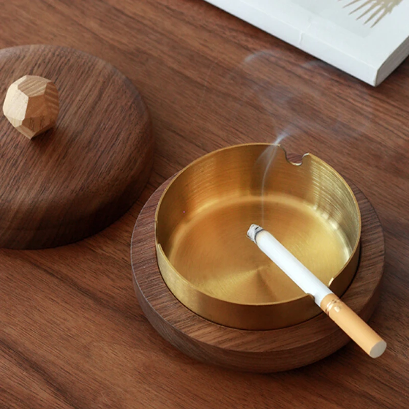

Japanese-Style Solid Wood Ashtray Simple with Lid Prevent Fly Ash Light Luxury Home Office Creative Gift