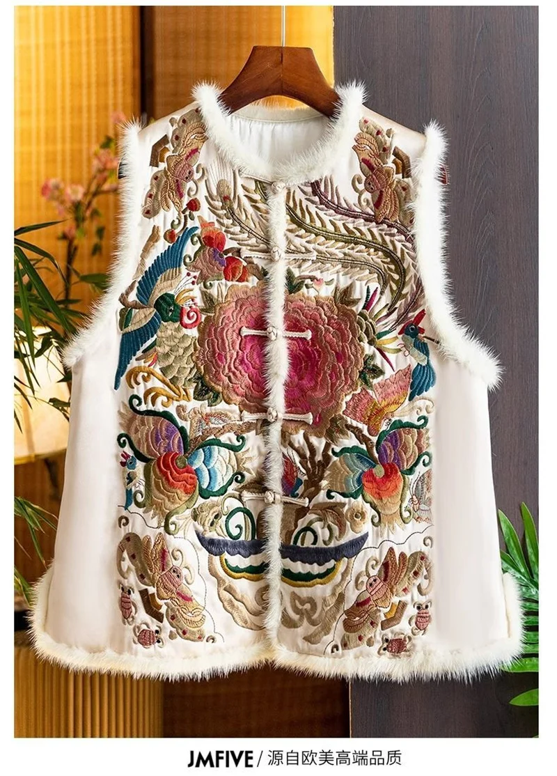 Description Picture 5 of item2024 Winter Light Luxury Retro Satin Acetate Cotton Vest Women New Product Chinese Heavy Industry Embroidery Loose Mink Fur Vest