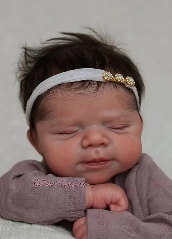 Bebê reborn kit Maddie - Ateliê Júlia Brandão