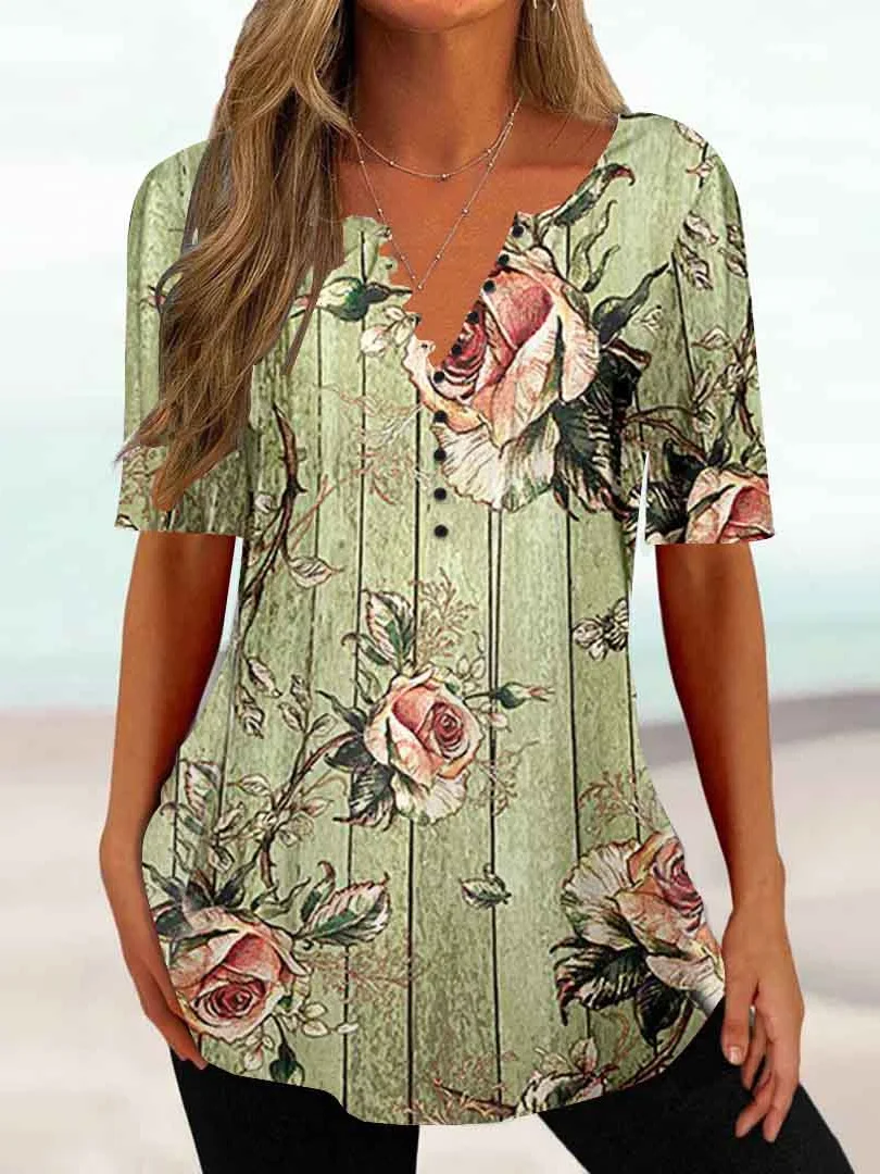

Plus Size Women's Half Sleeve V-neck Floral Printed Tops