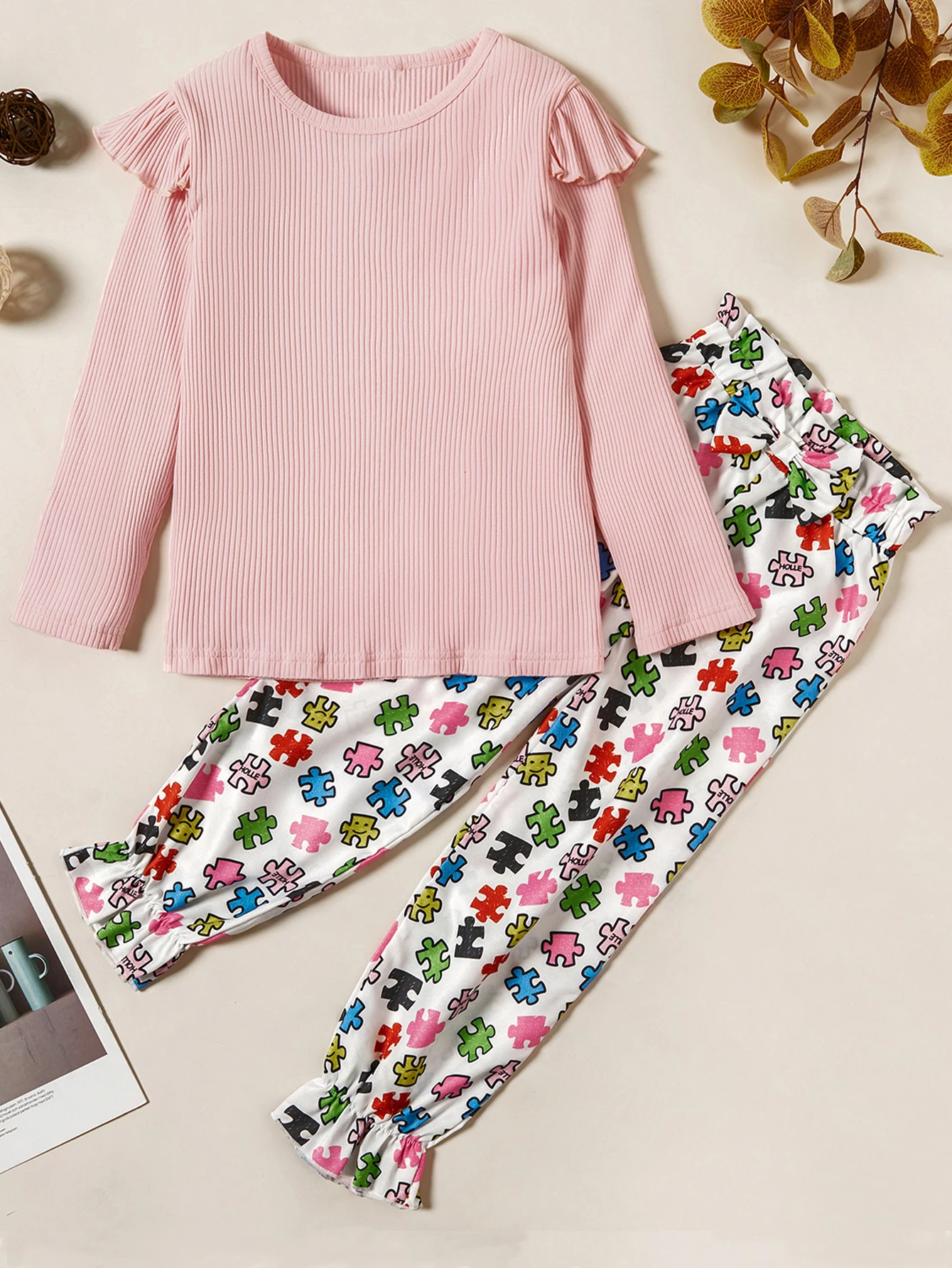 

Girls Set Top Round Neck Long Sleeve Snowflake Pants Fashion Travel Home Casual New Style