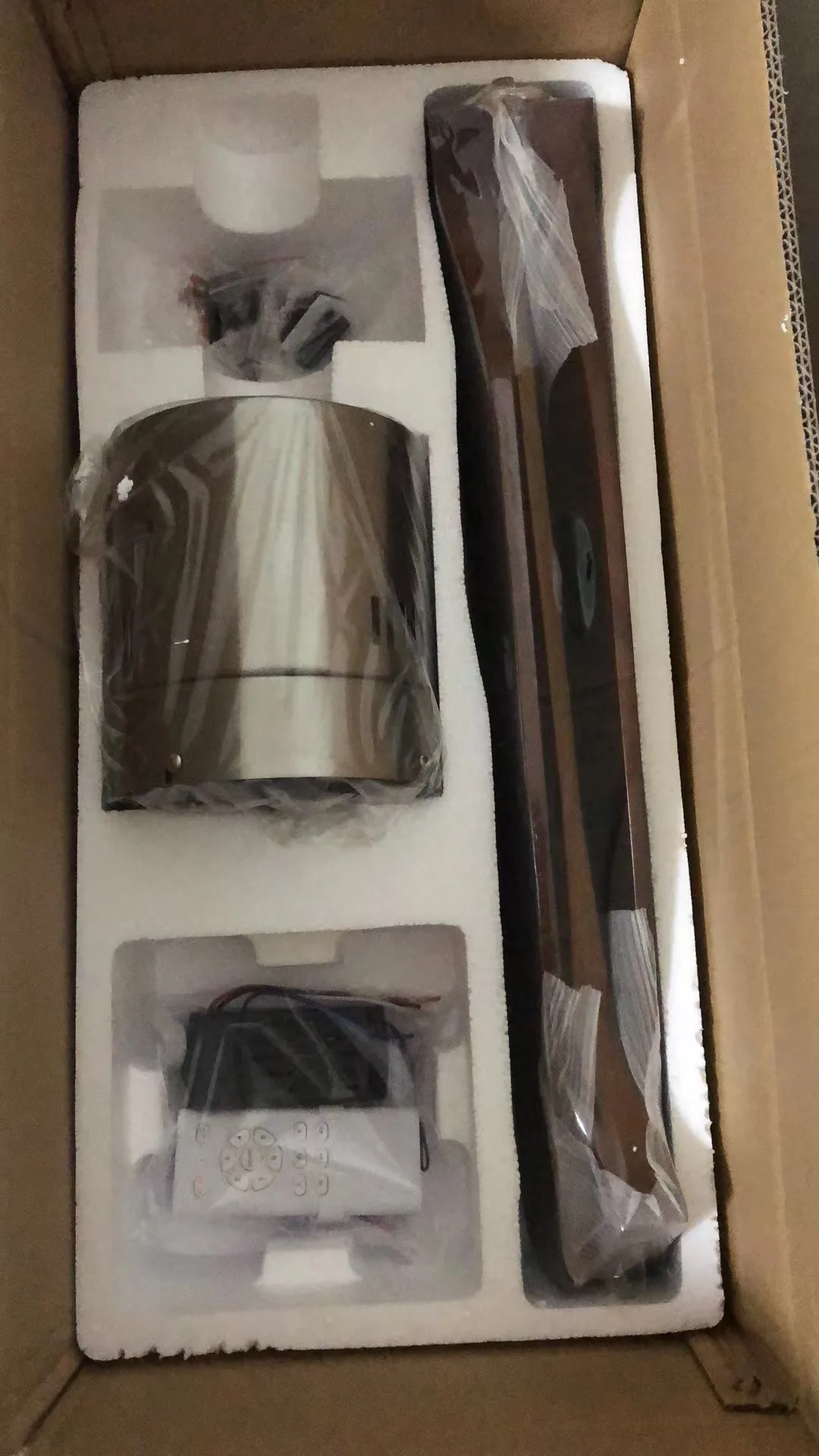 Brushed 3 Wooden Blade DC 85V-260V Motor Decorative Ceiling Fan Ventilator Light Remote Control 52Inch