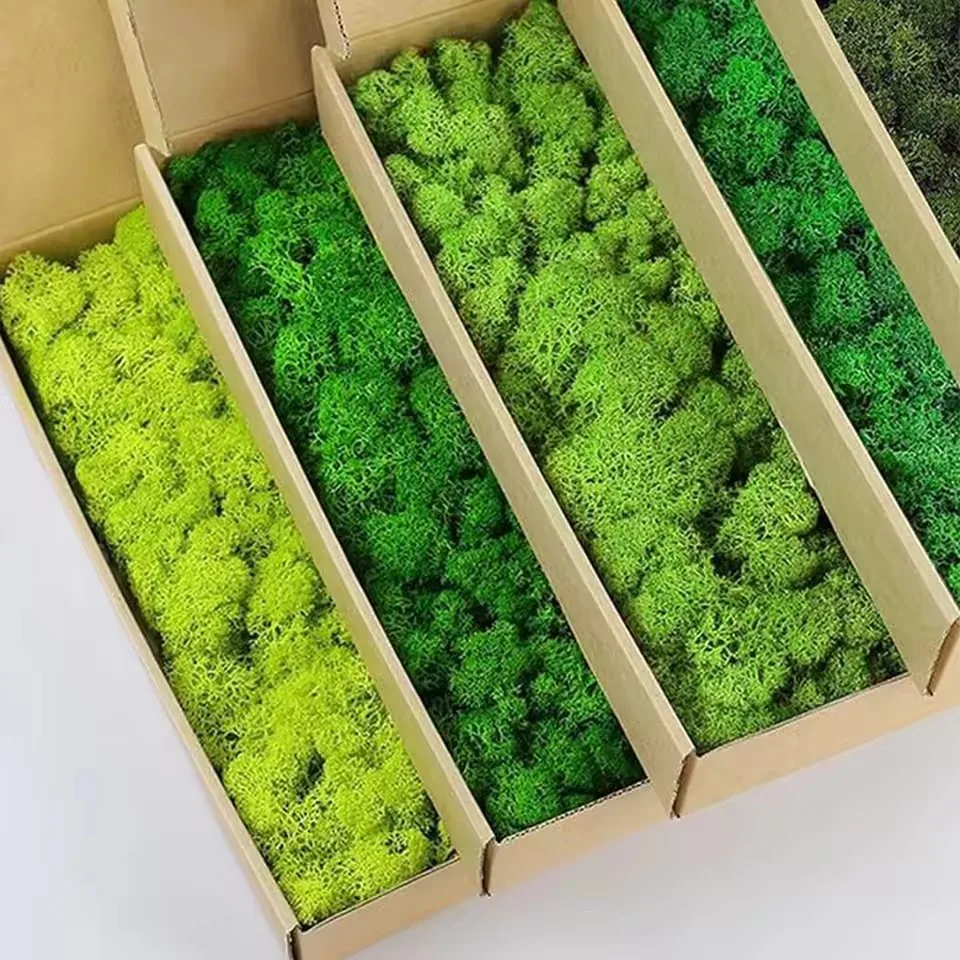 Artificial Green Plants Polyester Moss Grass for Home and Garden Decoration