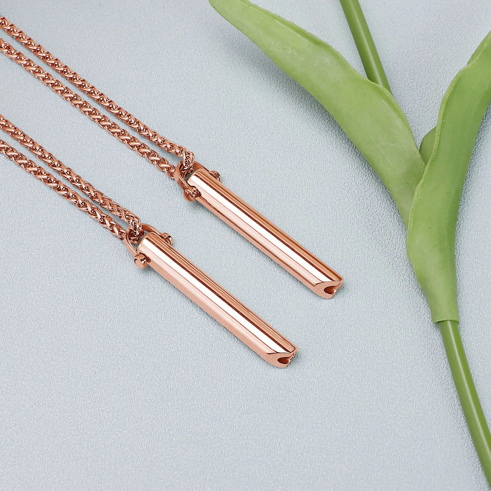 

Stainless Steel Whistle Necklace Meditation Relieves Pressure Breathing Whistle Necklaces