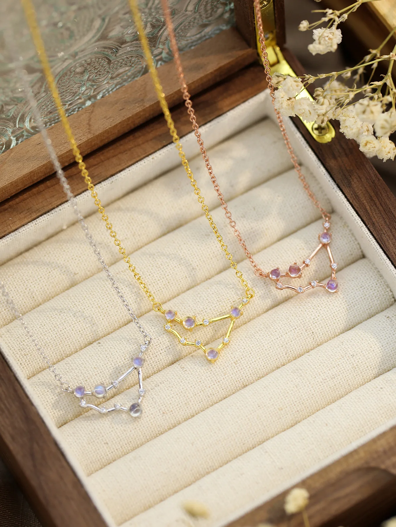 

Women's Necklace Made of Pure 925 Silver and Moon Stone with Irregular Triangle-shape Pendant for Lovely Simple Style
