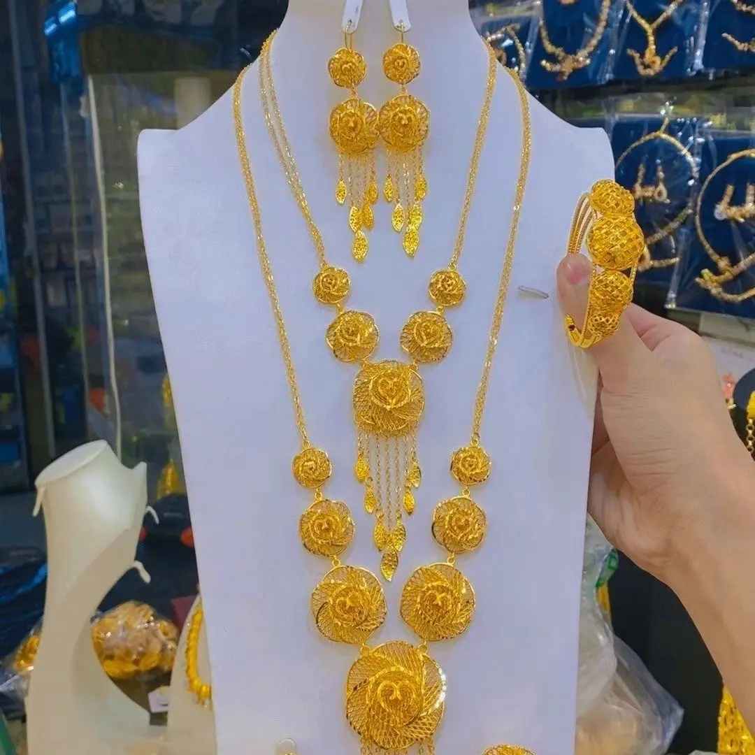 

Новое ожерелье, серьги, браслеты из Дубая с покрытием 24-каратным золотом, Свадебная вечеринка набор украшений для женщин DD10359