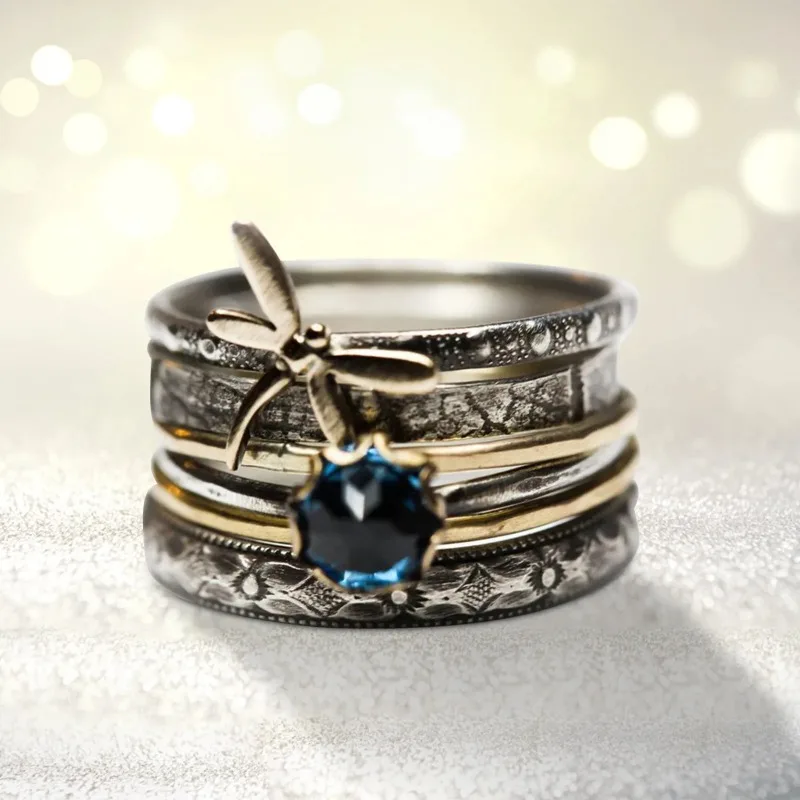 Fashion Vintage Ladies Dragonfly Blue Faux Crystal Ring Women Bohemian Retro Anniversary Ring Jewelry Gifts Anillos De Bodas