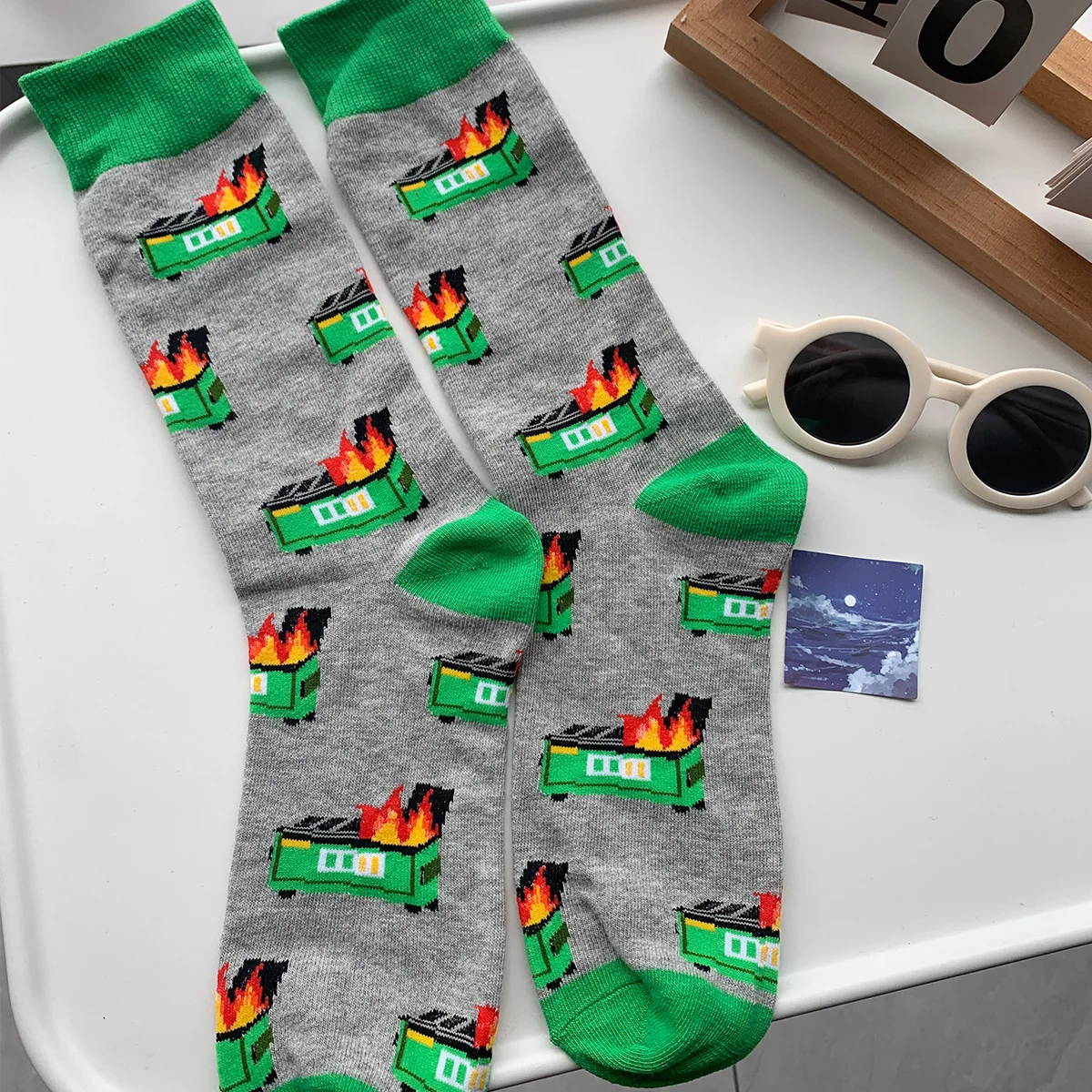 

CHAOZHU 1 Pair Cool Men's Socks Long Crew Jacquard Socks For Male Fashion Skateboard Sox Big Size 38-46 Feet Us 11