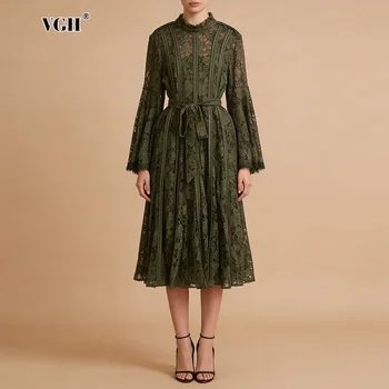 VGH Elegante Abito Midi Vintage Verde in Pizzo per Donne, Collo Alto, Maniche a Campana Trasparenti, Design con Cintura in Vita per Cene di Lusso e Feste